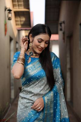 Light Grey And Blue Woven Design Bandhej silk blend Saree With Blouse 4