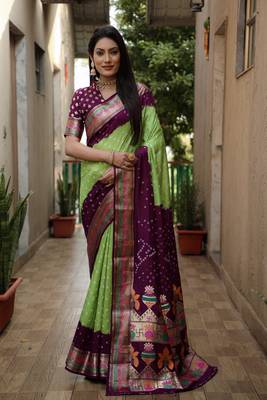 Light Green And Wine Woven Design Bandhej silk blend Saree With Blouse 3