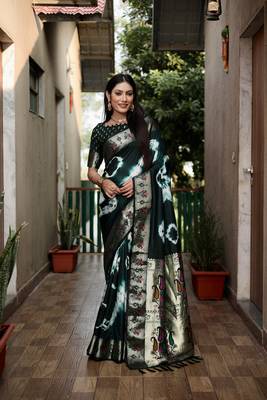 Green Woven Design Shibori silk blend Saree With Blouse 2