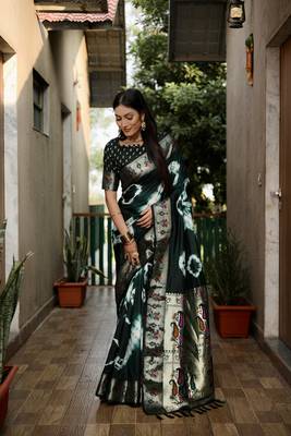Green Woven Design Shibori silk blend Saree With Blouse 3