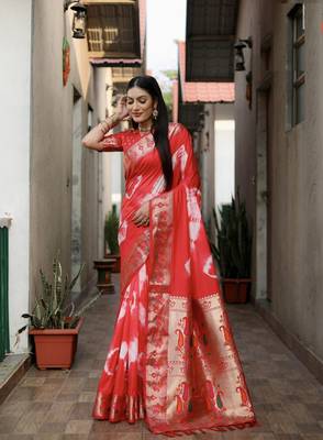 Red Woven Design Shibori silk blend Saree With Blouse 2