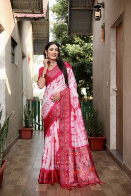 Pink Woven Design Shibori silk blend Saree With Blouse 2