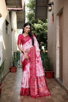 Pink Woven Design Shibori silk blend Saree With Blouse 3