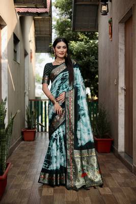 Green Woven Design Shibori silk blend Saree With Blouse 2