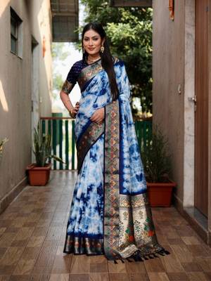 Navy Blue Woven Design Shibori silk blend Saree With Blouse 1