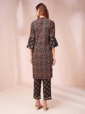  black ethnic motifs mandarin collar straight kurta trouser set 3