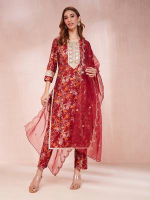  maroon floral print sequins work straight kurta trouser and dupatta set 1