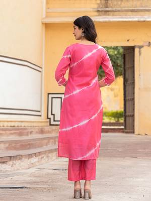  pink tie dye lace-work yoke and boder straight kurta and trouser set 3