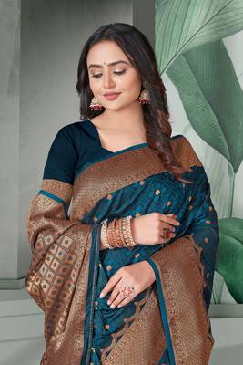 Dark Blue Faux Banarasi Self Katan Silk Zari Woven Saree 4