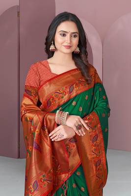 Green With Red Original Meenakari Paithani Silk Zari Woven Saree 5