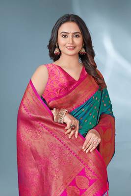 Green With Pink Polka Paithani Silk Contrast Zari Woven Saree With Unstitched Blouse 5