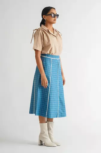 Beige cotton poplin tops
