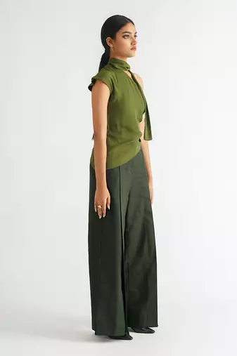 Green moss crepe tops