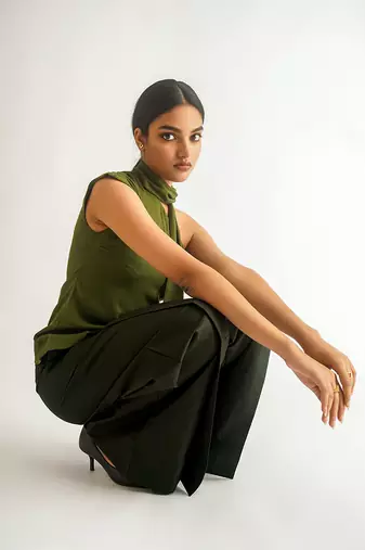 Green moss crepe tops
