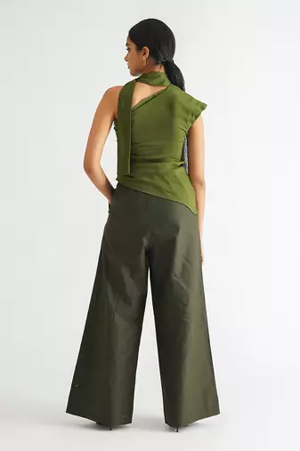 Green moss crepe tops