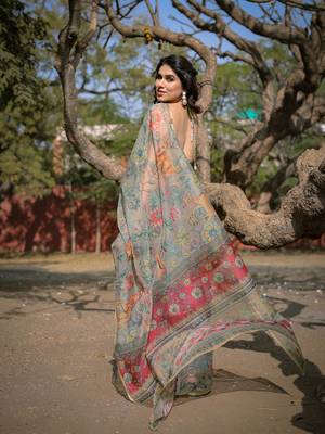 Beige organza floral print/animal print zari border saree with unstitched blouse piece 4