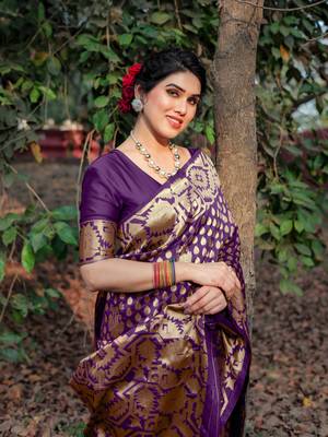 Purple Silk Blend Golden Zari Woven Border Saree With Unstitched Blouse Piece 1
