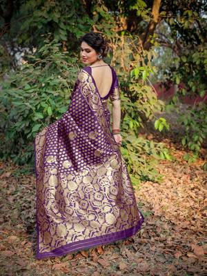 Purple Silk Blend Golden Zari Woven Border Saree With Unstitched Blouse Piece 4