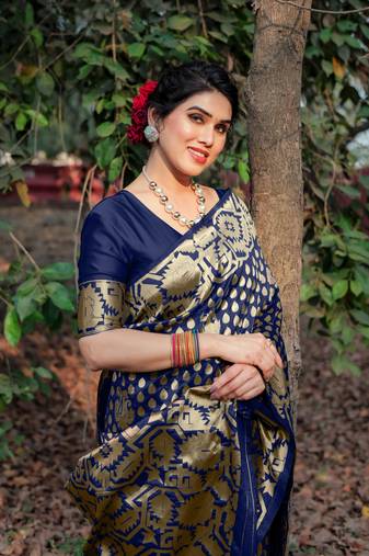Navy Blue Silk Blend Golden Zari Woven Border Saree With Unstitched Blouse Piece