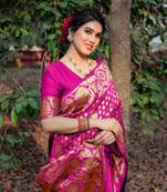 Pink Silk Blend Golden Zari Woven Border Saree With Unstitched Blouse Piece