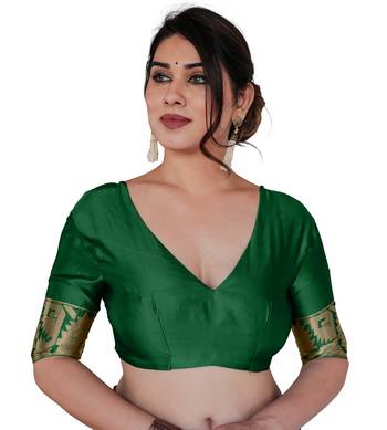 Green Silk Blend Golden Zari Woven Border Saree With Unstitched Blouse Piece 5