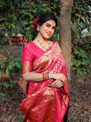 Peach Pink Silk Blend Golden Zari Woven Border Saree With Unstitched Blouse Piece 1