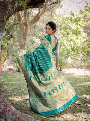 Teal silk blend golden zari woven border saree with unstitched blouse piece 4