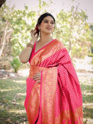 Pink Silk Blend Golden Zari Woven Border Saree With Unstitched Blouse Piece 1