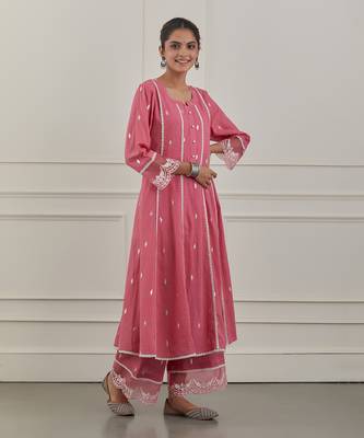 Pink lurex cotton embroidered anarkali set 3