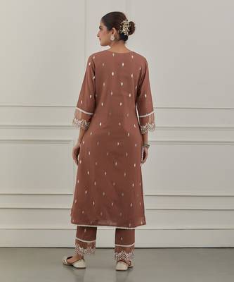 Maroon lurex cotton embroidered kurta set 4