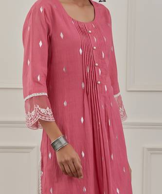 Pink lurex cotton embroidered kurta set 5
