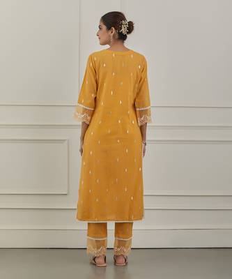 Yellow lurex cotton embroidered kurta set 4