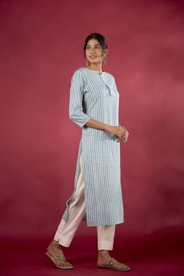 Women Straight Kurta 3