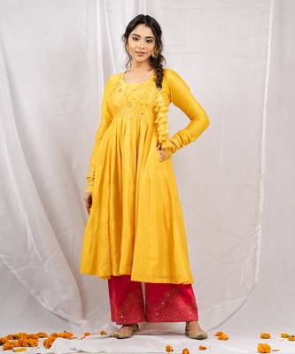 Yellow silk chanderi embroidered anarkali set 2