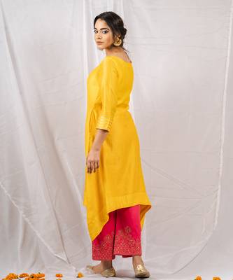 Yellow silk chanderi embroidered kurta set 3