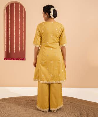 Yellow cotton silk embroidered kurta set 4