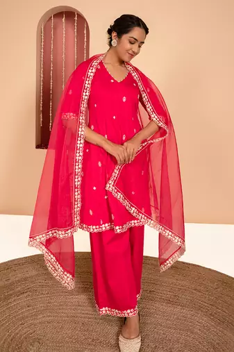 Magenta cotton silk embroidered kurta set