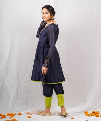 Navy blue embroidered  short anarkali kurta set 3