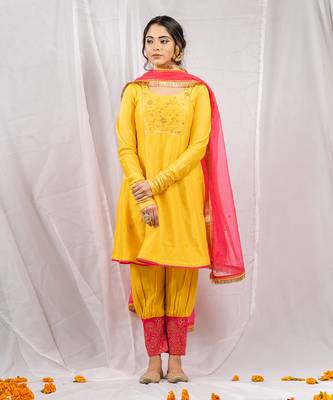 Yellow embroidered  short anarkali kurta set 1