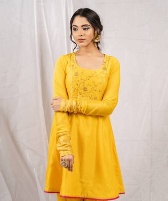 Yellow embroidered  short anarkali kurta set 3