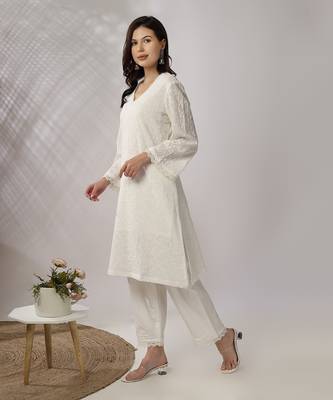 White embroidered straight kurta set 3