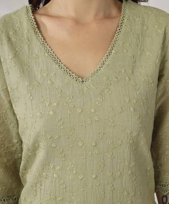 Pale green embroidered straight kurta set 5