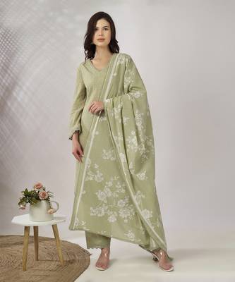 Pale green embroidered straight kurta set 1