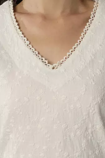 White embroidered straight kurta with pant set