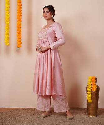 Blush pink chanderi silk anarkali kuta set 3