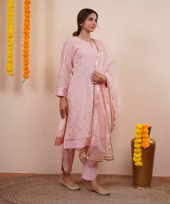 Blush pink zari embroiderd silk kurta set 2