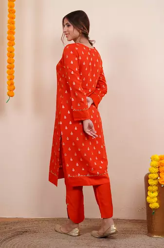 Rust orange zari embroiderd silk kurta set