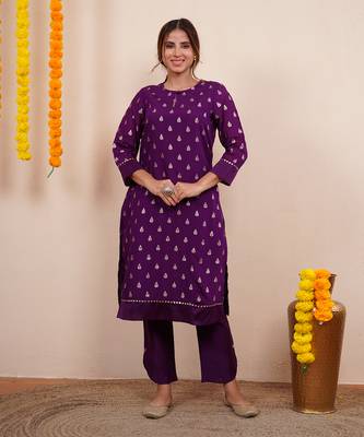 Purple zari embroiderd silk kurta set 3