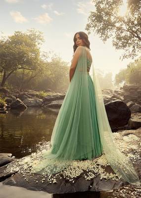 WOMEN'S GLAMOROUS TURQUOISE CRUSH WORK  SEQUINS  ZARI AND DORI EMBROIDERED FAUX GEORGETTE PARTY WEAR LEHENGA CHOLI 2