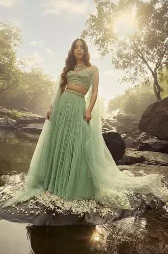 WOMEN'S GLAMOROUS TURQUOISE CRUSH WORK, SEQUINS, ZARI AND DORI EMBROIDERED FAUX GEORGETTE PARTY WEAR LEHENGA CHOLI